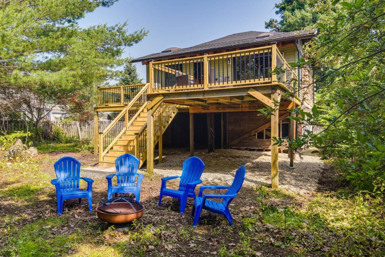 Vila Fairhaven Harbor-Front Gem - Steps From The Water! Exteriér fotografie