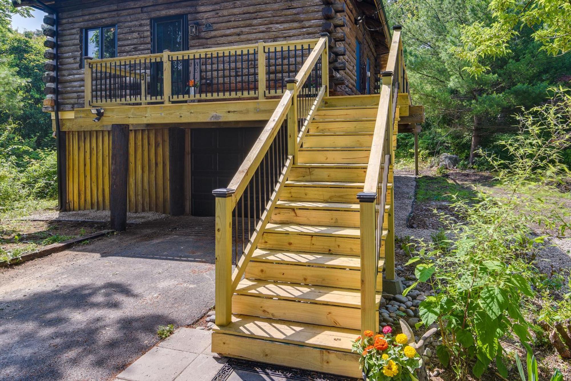 Vila Fairhaven Harbor-Front Gem - Steps From The Water! Exteriér fotografie