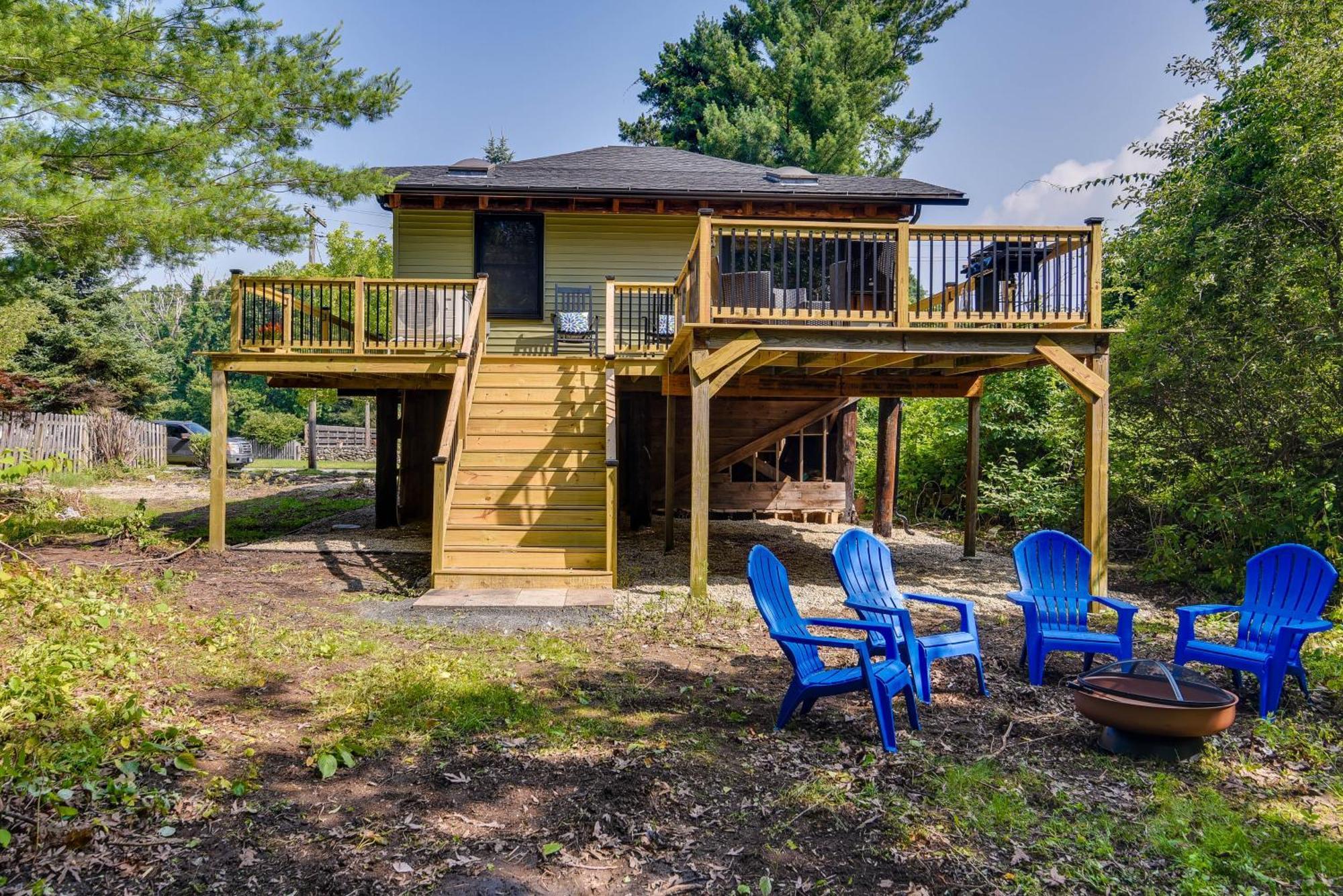 Vila Fairhaven Harbor-Front Gem - Steps From The Water! Exteriér fotografie